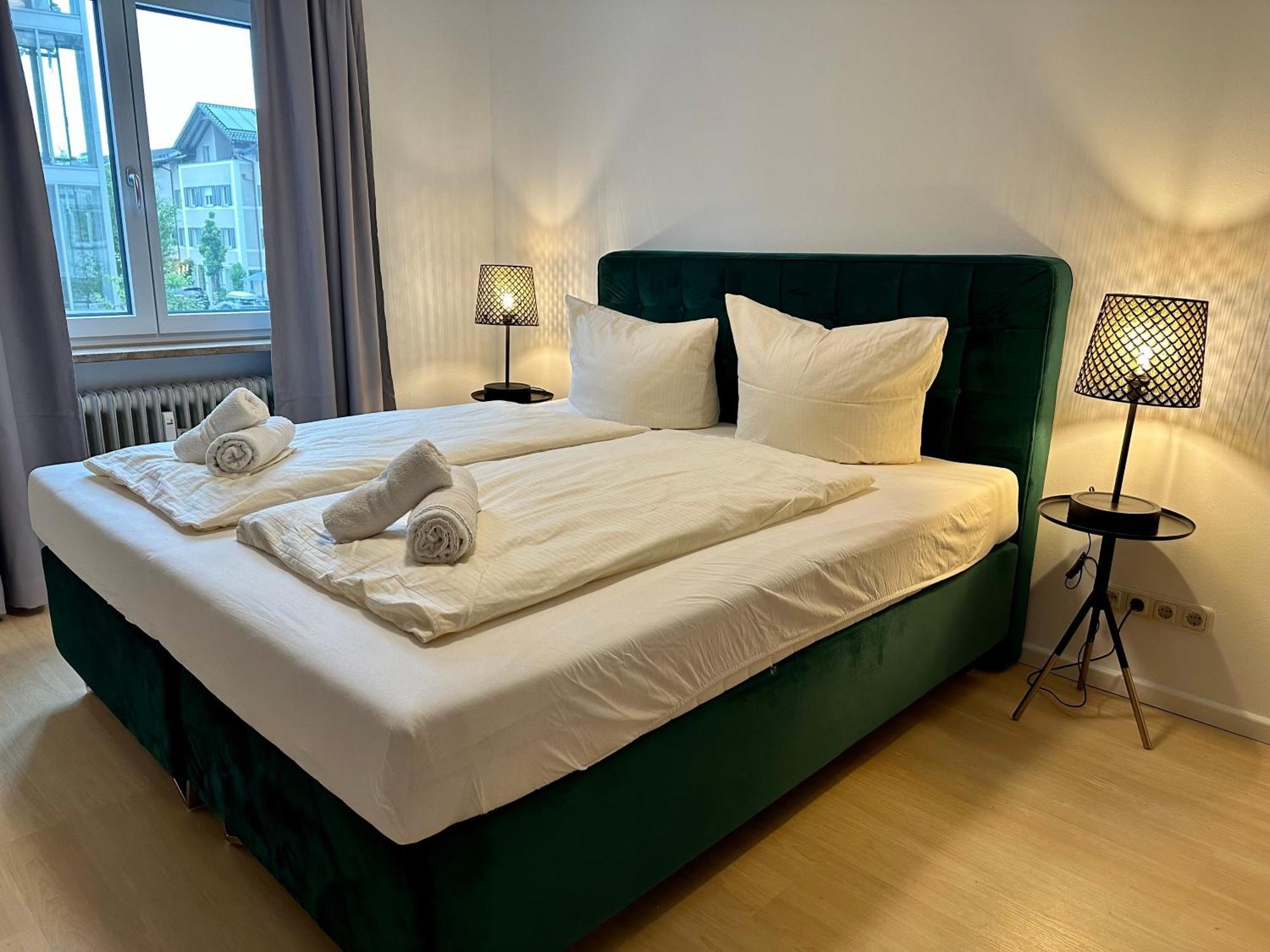 Koeniglich & Modern See- Und Zentrumsnah Prien am Chiemsee Esterno foto